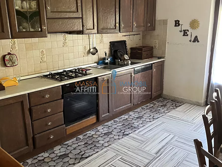 Immagine 5 di Pentalocale in vendita  in Via Foce 64 a Massa