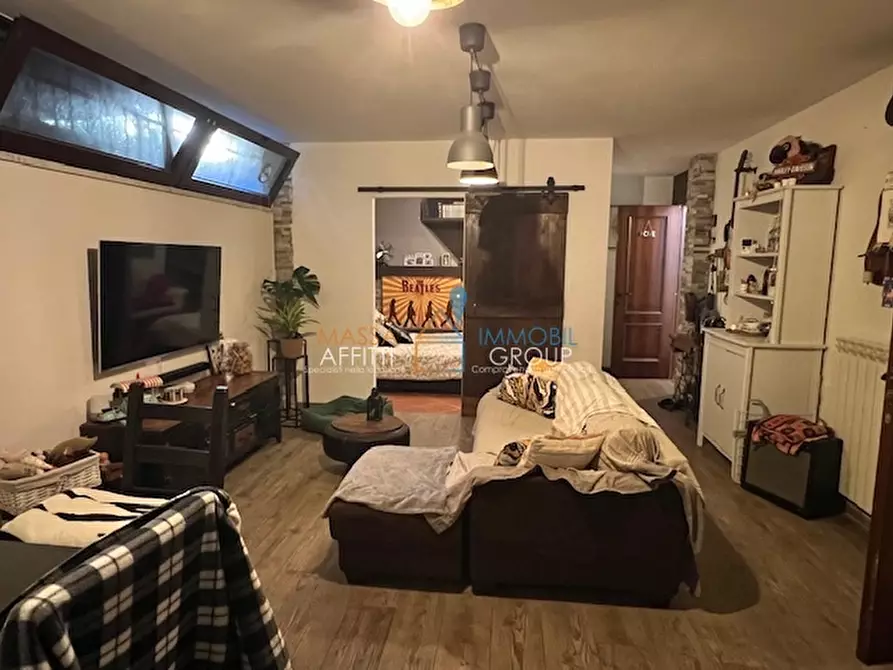 Immagine 56 di Villa in vendita  in Via Tinelli 33 a Massa
