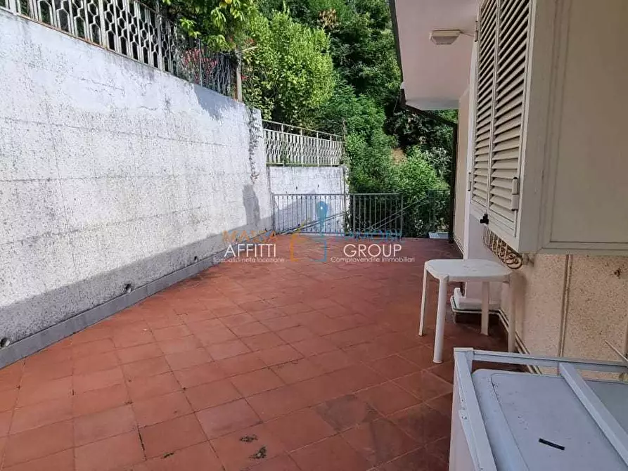 Immagine 9 di Pentalocale in affitto  in via bergiola 26 a Massa
