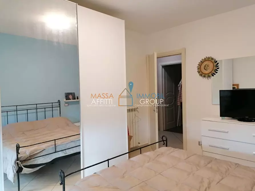 Immagine 12 di Pentalocale in vendita  in Via Casola 1 a Carrara