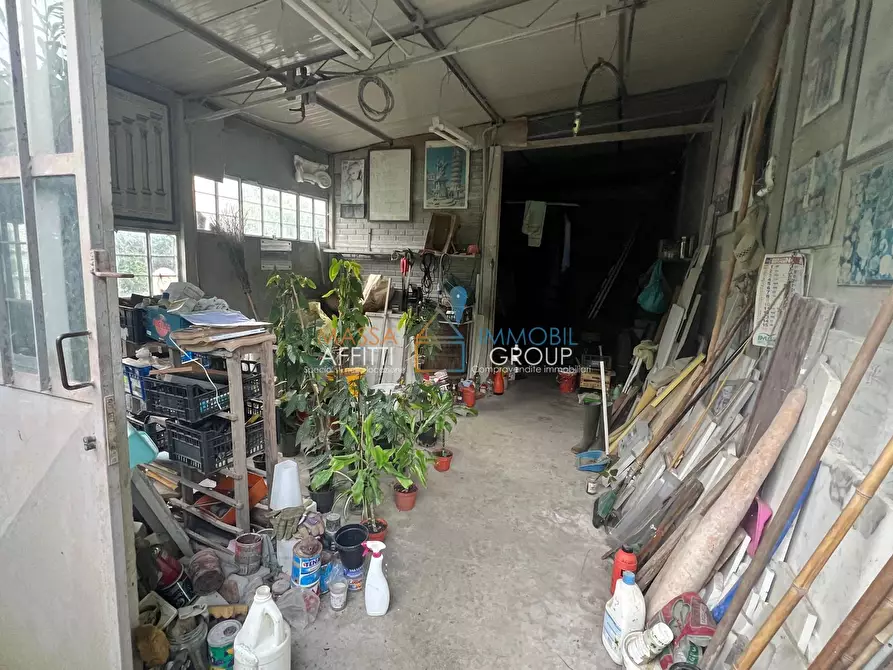 Immagine 4 di Attività artigianale in vendita  in Via Torretta 37 a Pietrasanta