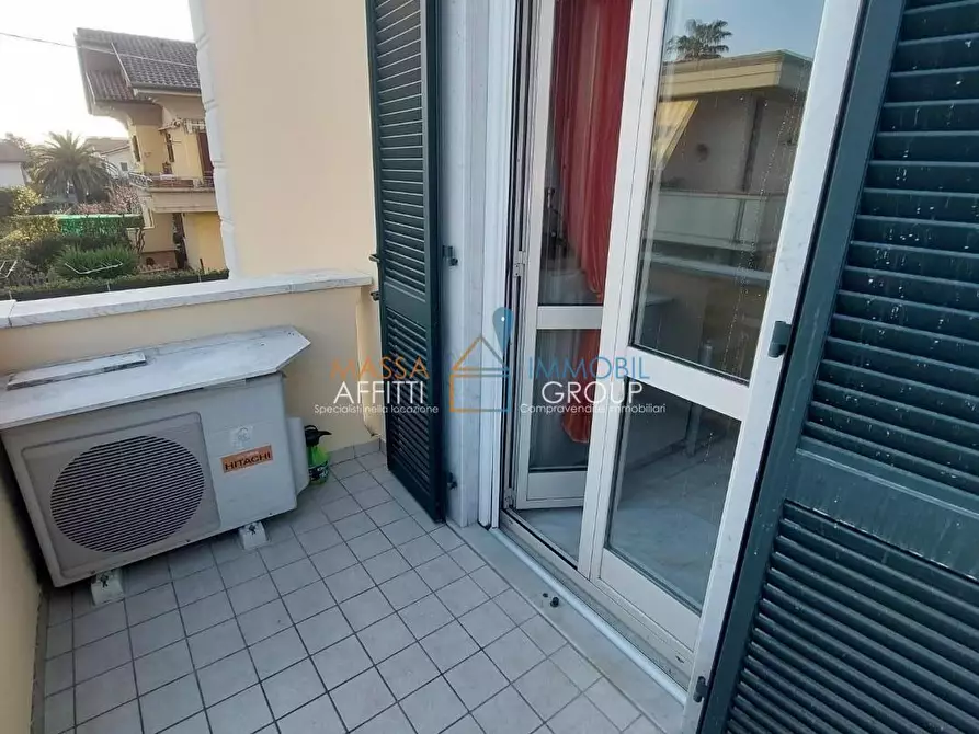 Immagine 12 di Quadrilocale in vendita  in Via Treviso 39 a Massa