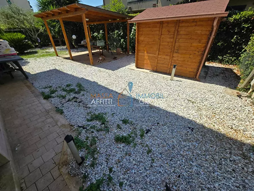 Immagine 35 di Terratetto in vendita  in Via San Pio X 6 a Massa