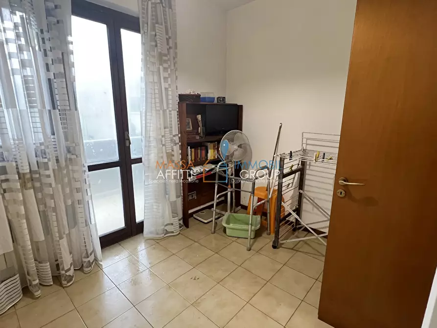 Immagine 39 di Villetta a schiera in vendita  in Via Gioacchino Rossini 14 a Massa