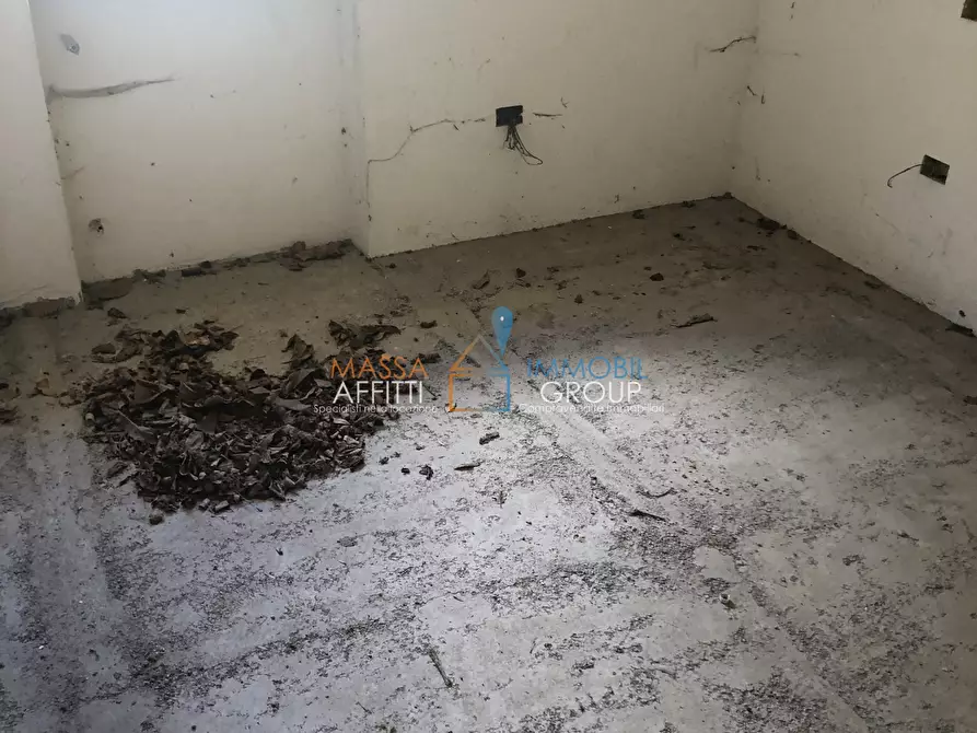 Immagine 17 di Villetta a schiera in vendita  in Via della Posta 43 a Massa