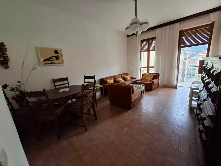 Immagine 15 di Quadrilocale in vendita  in Vico della Conceria 20 a Alassio