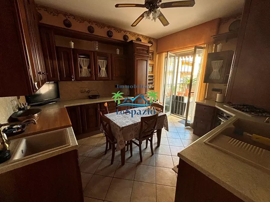 Immagine 4 di Trilocale in vendita  in via clavesana a Andora