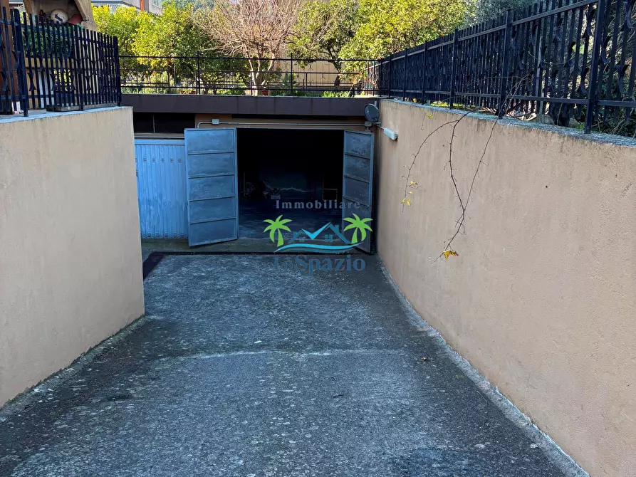 Immagine 23 di Bilocale in vendita  in via san lazzaro a Andora