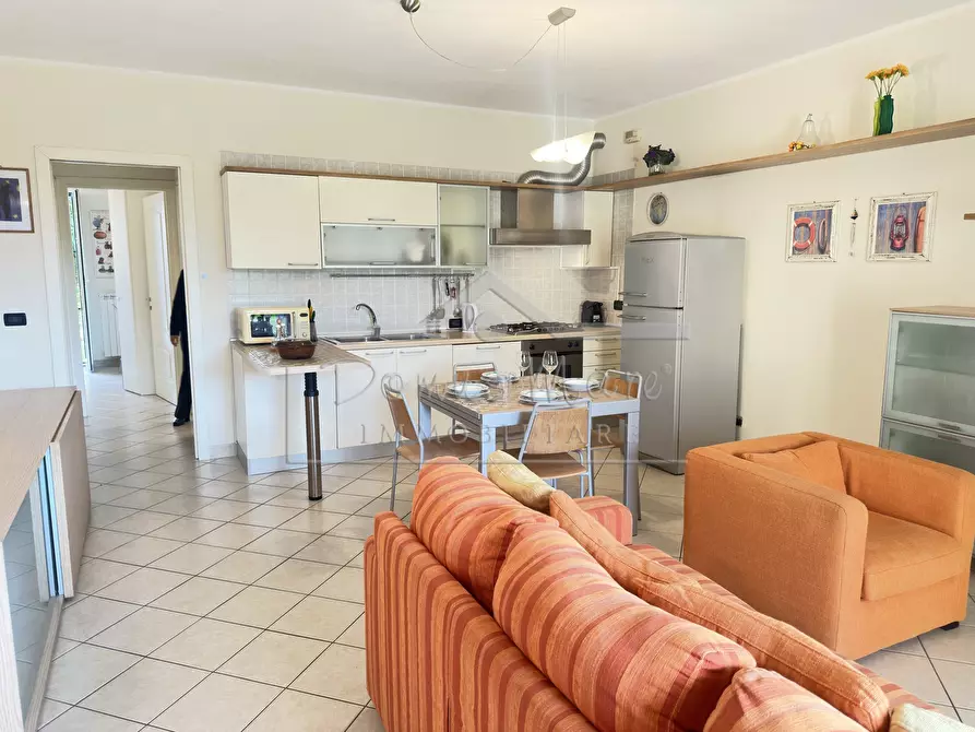 Immagine 13 di Trilocale in vendita  in Via Aurelia 20 a Loano