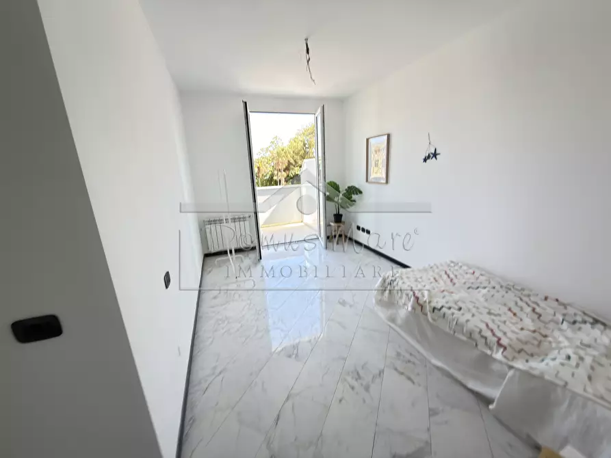 Immagine 22 di Quadrilocale in vendita  in Via Nizza 44 a Savona