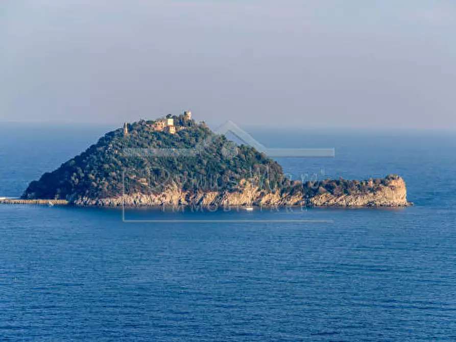 Immagine 26 di Trilocale in vendita  in VIA  DELLA COSTITUZIONE 16 a Albenga