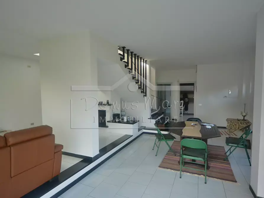 Immagine 15 di Villa in vendita  a Celle Ligure
