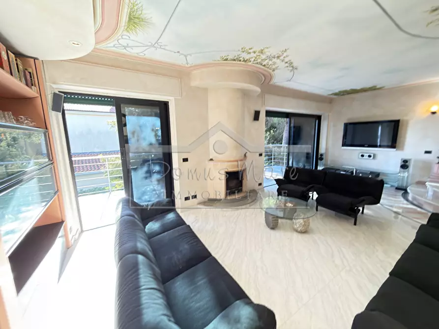 Immagine 23 di Villa in vendita  in Via Bricco del Poggio 32 a Savona