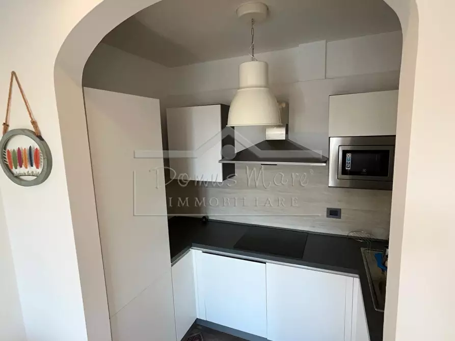 Immagine 23 di Trilocale in affitto  a Savona