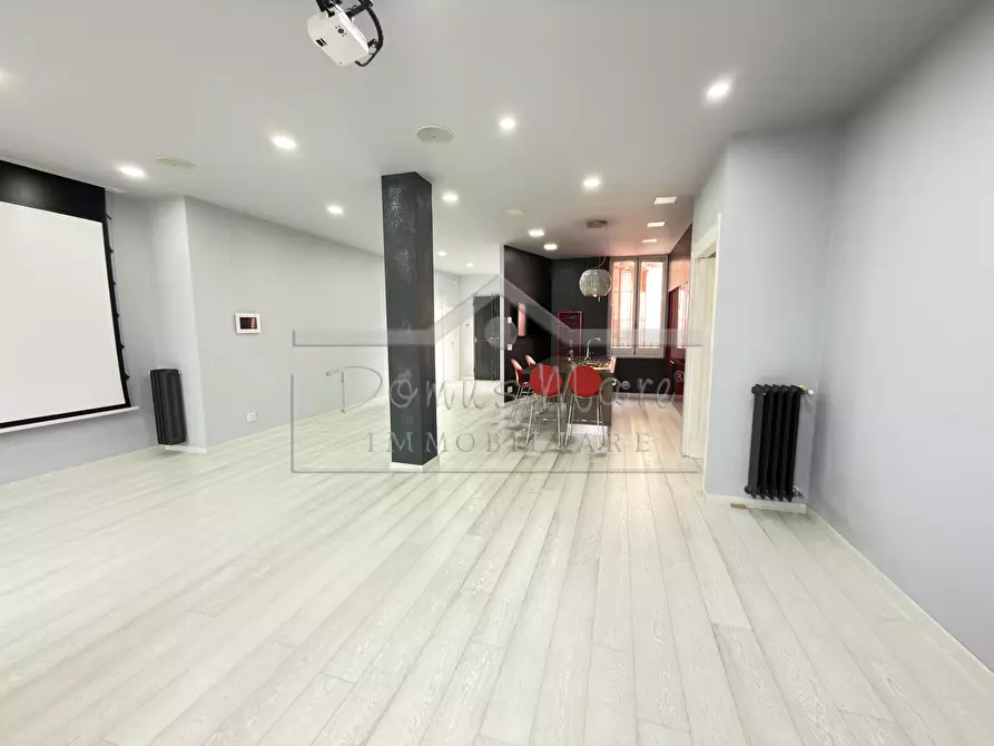 Immagine 9 di Attico in vendita  in Corso Italia 13 a Savona