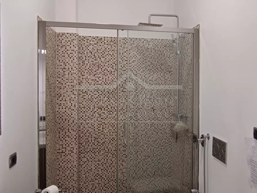 Immagine 19 di Pentalocale in affitto  in VIA BRIGNONI 3 a Savona