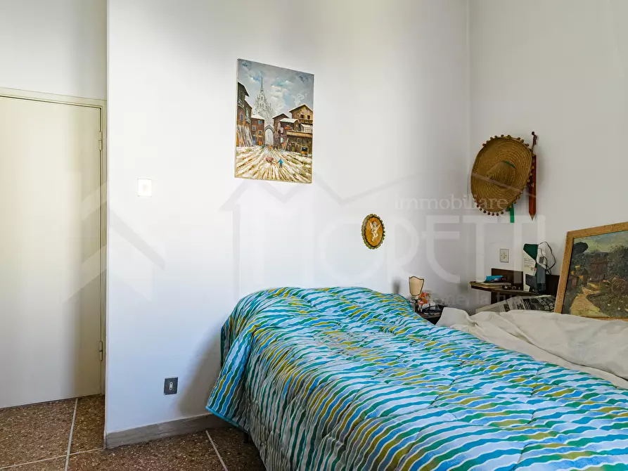 Immagine 39 di Pentalocale in vendita  in Viale Fabbricotti a Livorno