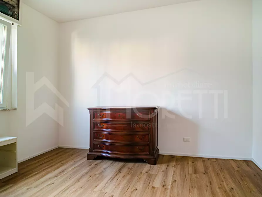 Immagine 38 di Pentalocale in vendita  in Via Costanzo Ebat a Livorno