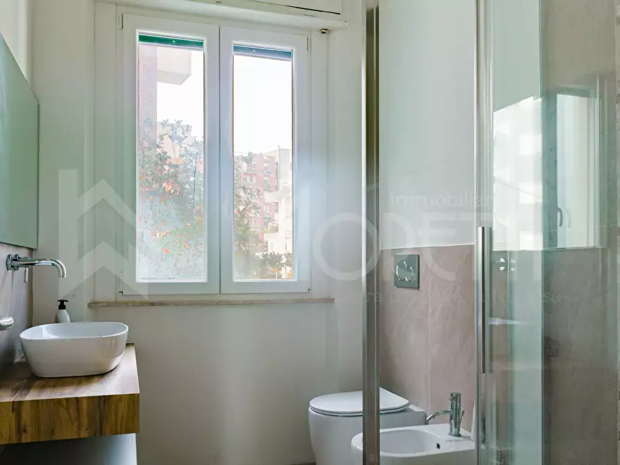 Immagine 44 di Pentalocale in vendita  in Via Costanzo Ebat a Livorno