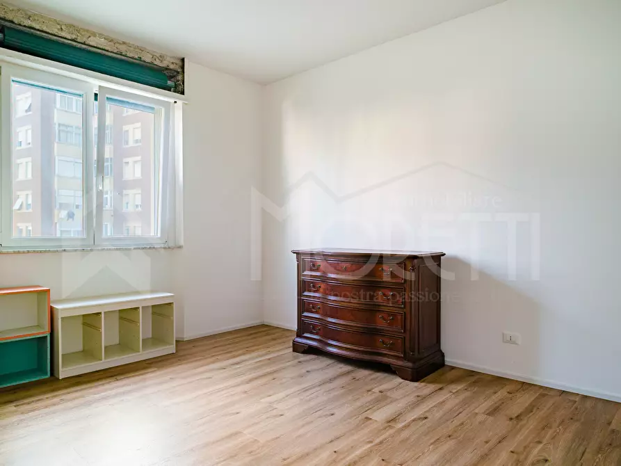 Immagine 37 di Pentalocale in vendita  in Via Costanzo Ebat a Livorno