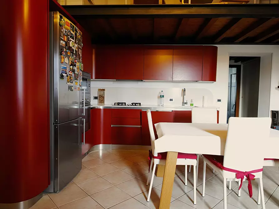 Immagine 2 di Trilocale in vendita  in Via Orcianese 6 6 a Collesalvetti