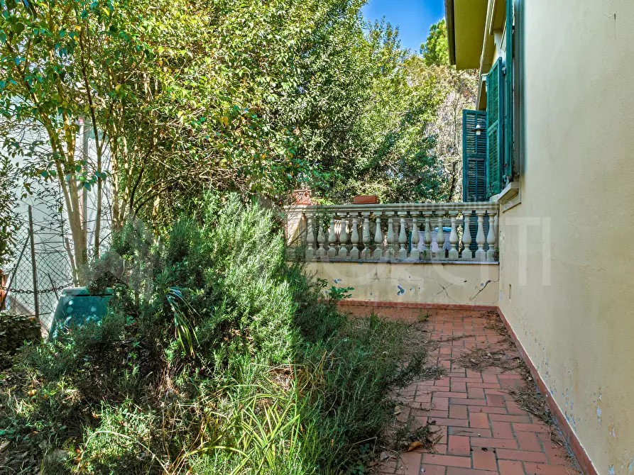 Immagine 23 di Villa in vendita  in Via Parrana San Martino a Collesalvetti