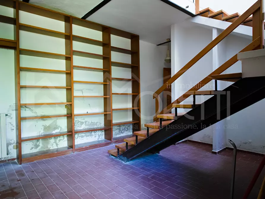 Immagine 78 di Villa in vendita  in Via Parrana San Martino a Collesalvetti