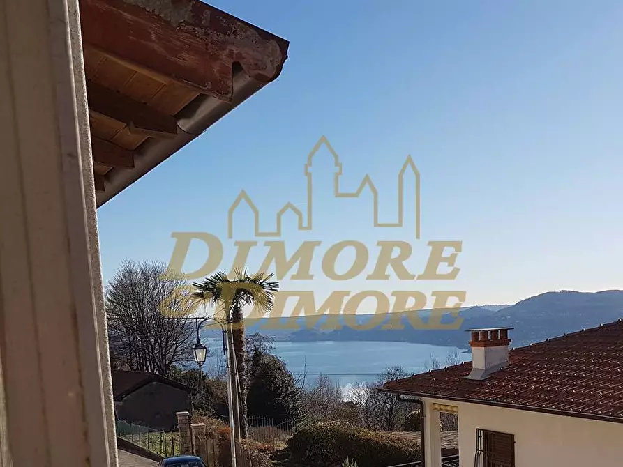 Immagine 1 di Porzione di casa in vendita  in vicolo san giulio a Lesa
