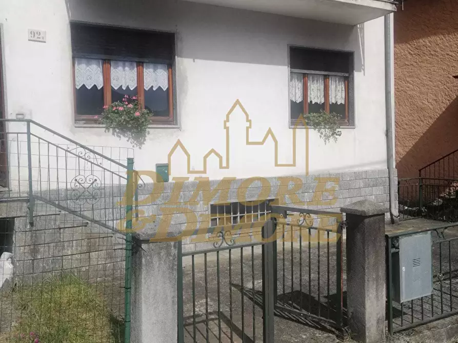 Immagine 11 di Casa indipendente in vendita  in Vigino a Calasca-Castiglione