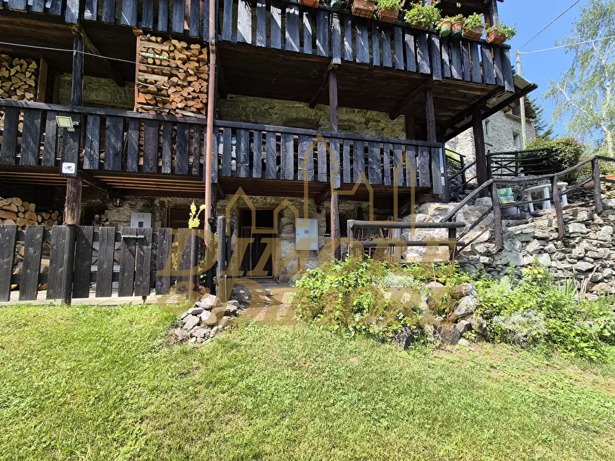 Immagine 3 di Porzione di casa in vendita  in Ronchi Dentro a Vanzone Con San Carlo