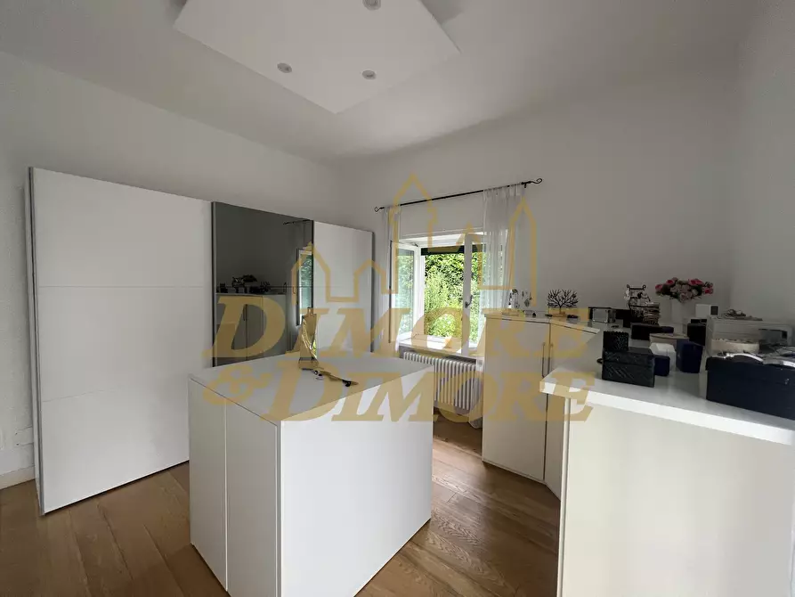 Immagine 37 di Villa in vendita  in Via Portovaltravaglia 39 a Brezzo Di Bedero