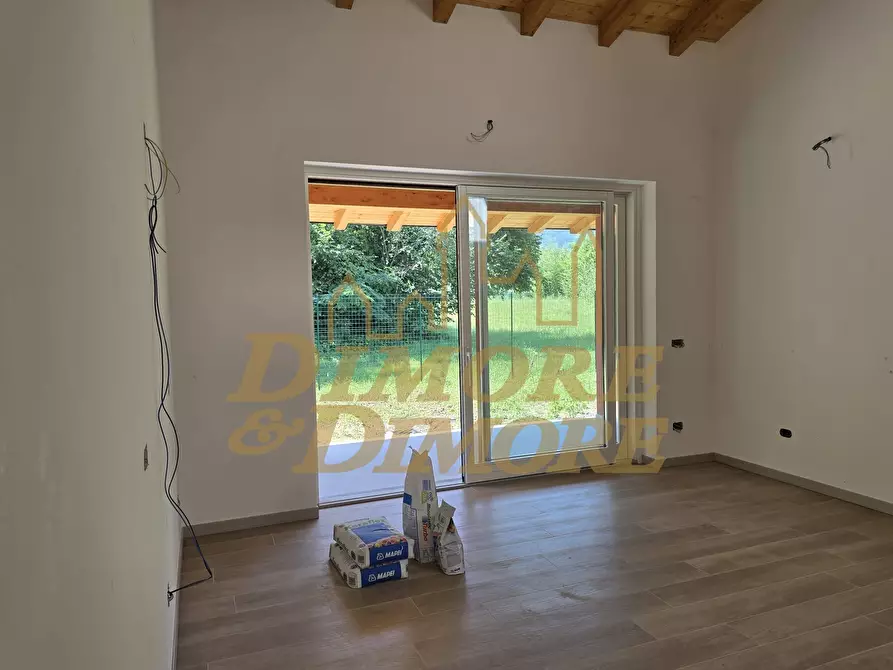 Immagine 4 di Casa bifamiliare in vendita  in via cantarana a Gravellona Toce