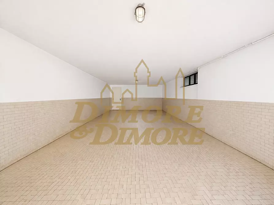 Immagine 43 di Villa in vendita  in Via Ludovico Ariosto 18 a Varese