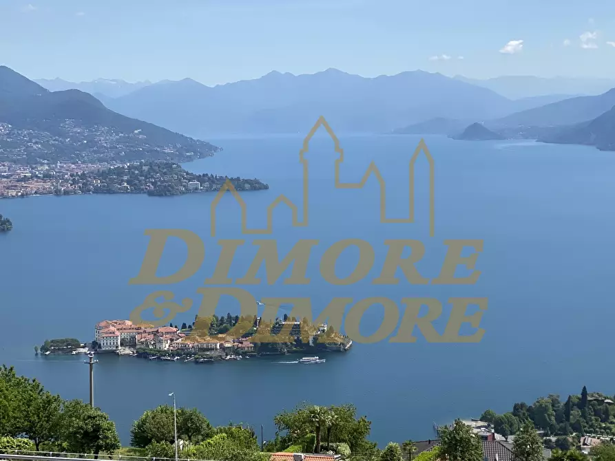 Immagine 20 di Villa in vendita  a Stresa