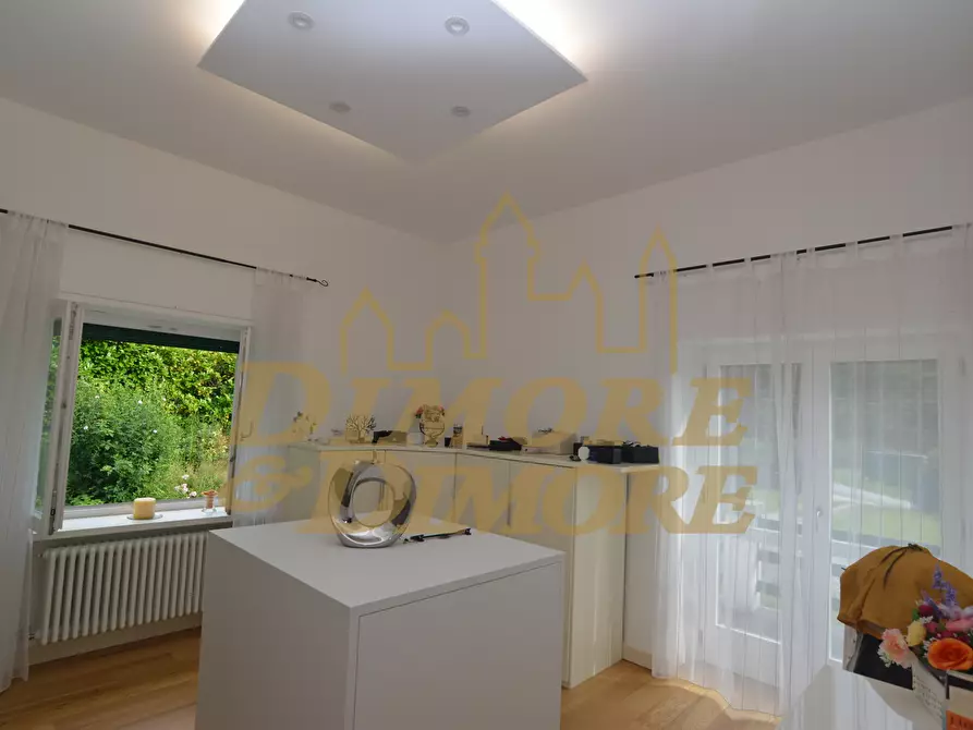 Immagine 36 di Villa in vendita  in Via Portovaltravaglia 39 a Brezzo Di Bedero