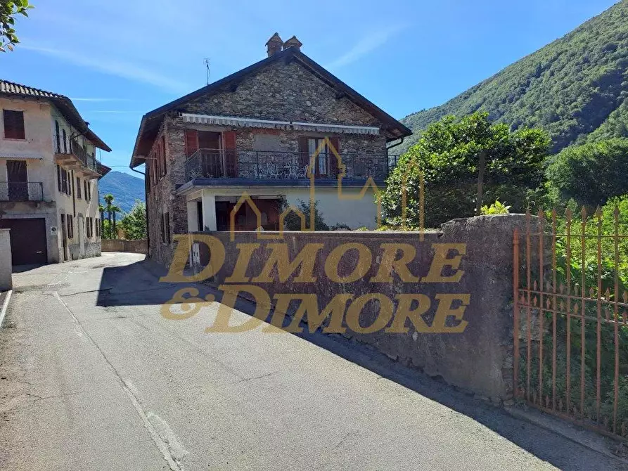 Immagine 5 di Rustico / casale in vendita  a Cannobio