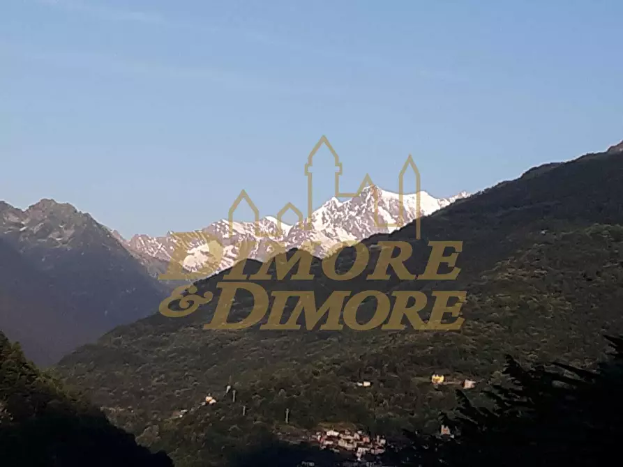 Immagine 13 di Villa in vendita  a Calasca-Castiglione