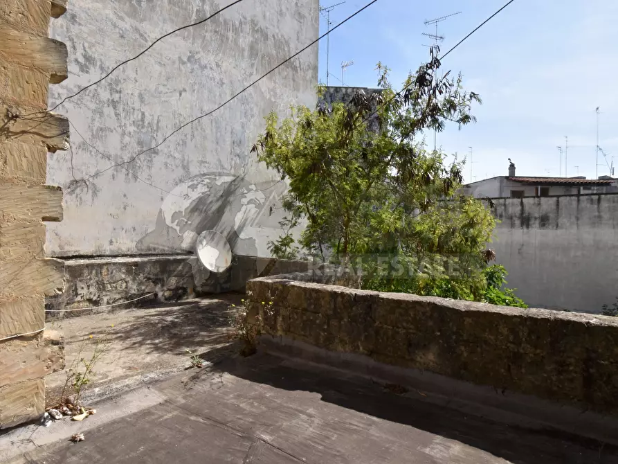 Immagine 5 di Palazzo in vendita  in Via Gorizia 35 a Lecce