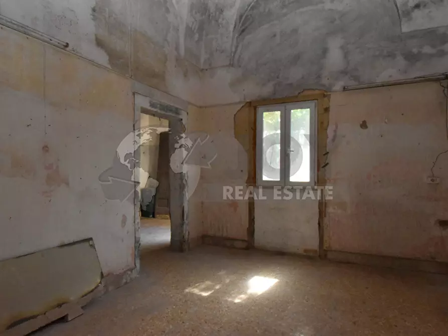 Immagine 17 di Palazzo in vendita  in Via Gorizia 35 a Lecce