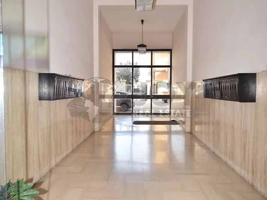 Immagine 33 di Appartamento in vendita  in Viale Aldo Moro 95 a Brindisi