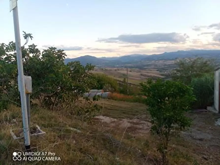 Immagine 37 di Rustico / casale in vendita  in VIA DE THOMASSIS a Castel Frentano