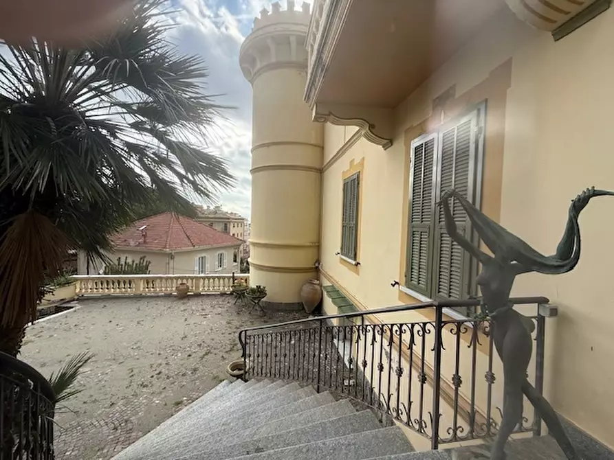 Immagine 2 di Porzione di casa in vendita  in parco fuor del vento a Alassio