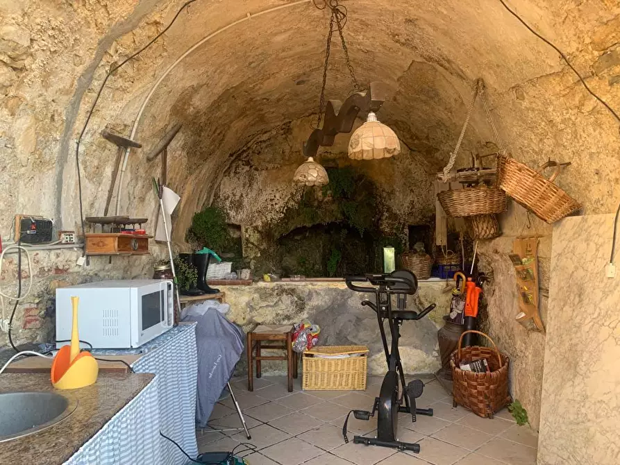 Immagine 19 di Villa in vendita  in Via Adelasia a Alassio