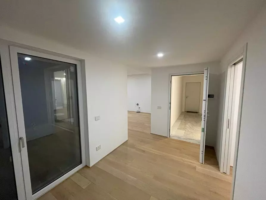 Immagine 10 di Trilocale in vendita  in vicino stazione a Alassio