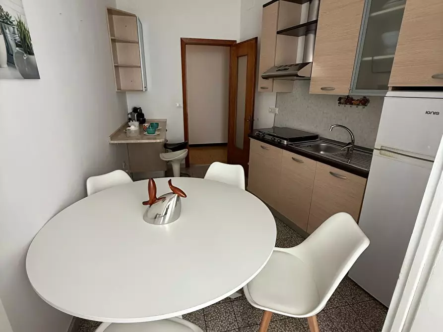 Immagine 8 di Quadrilocale in vendita  in Corso Armando Diaz a Alassio
