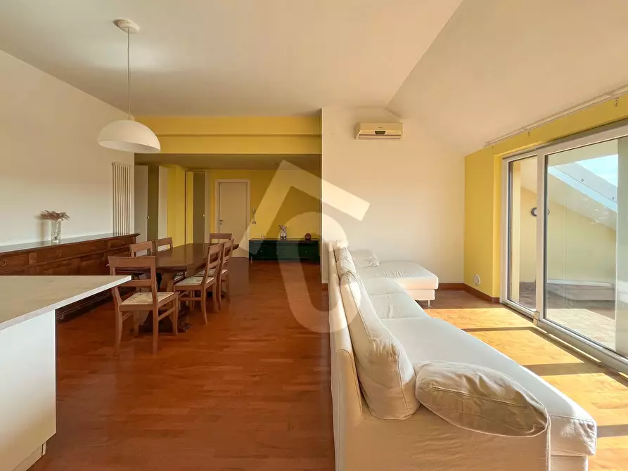 Immagine 10 di Trilocale in affitto  a Jesi