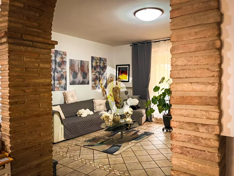 Immagine 7 di Rustico / casale in vendita  a Monte Roberto