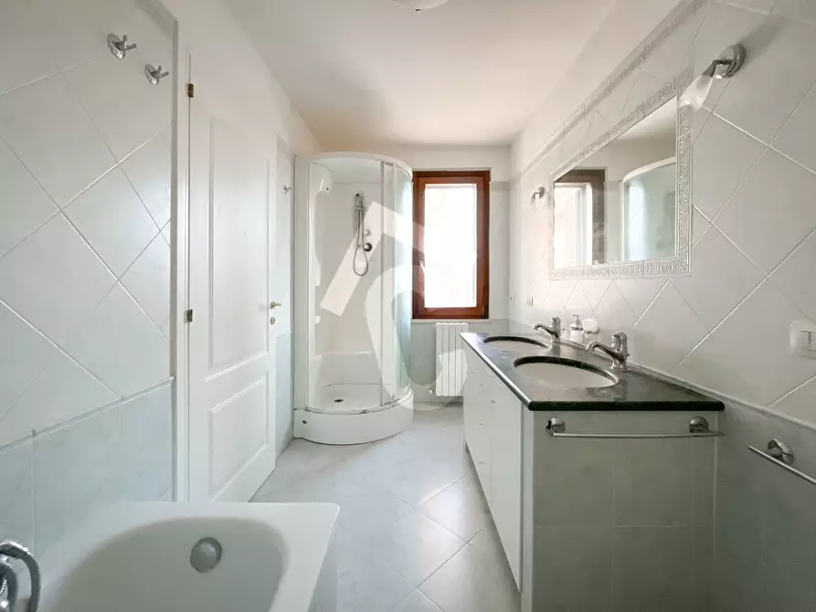 Immagine 13 di Appartamento in vendita  a Castelplanio