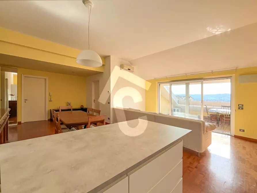 Immagine 9 di Trilocale in affitto  a Jesi