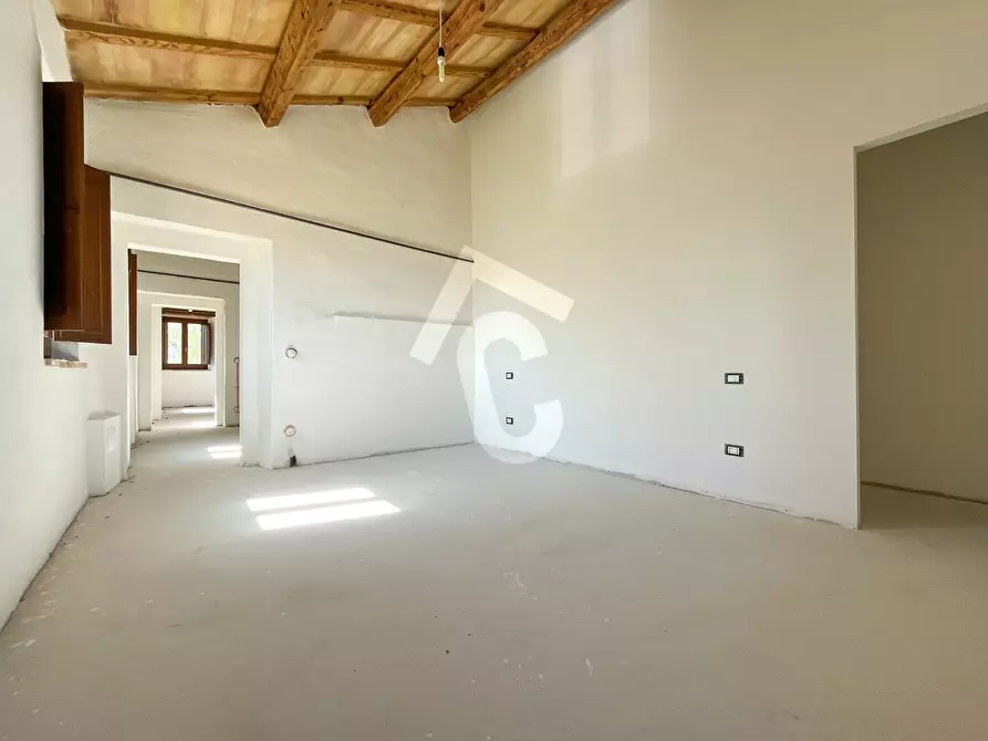 Immagine 46 di Rustico / casale in vendita  a Serra San Quirico
